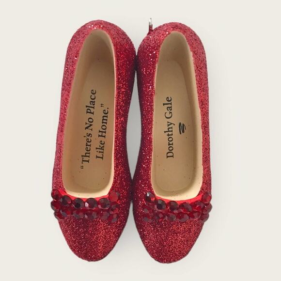 Hallmark Dorothy's Ruby Slippers Keepsake Ornament Wizard of Oz 2009 - Picture 3 of 6